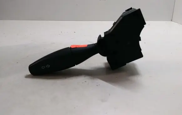 Ford Focus Indicator stalk 98AG13335AG