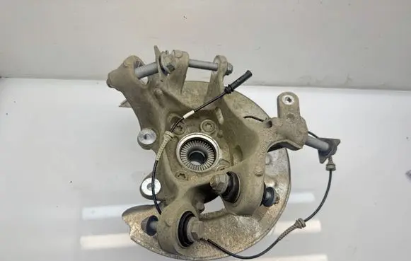 BMW iX Rear wheel hub 3306890578 3330 13095811