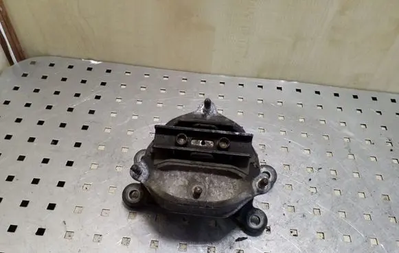 Audi A5 8T 8F Gearbox mount 8K0399151