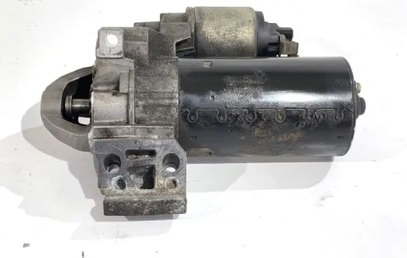 BMW X3 F25 Starter motor 