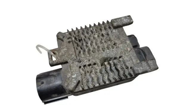 Coolant fan relay