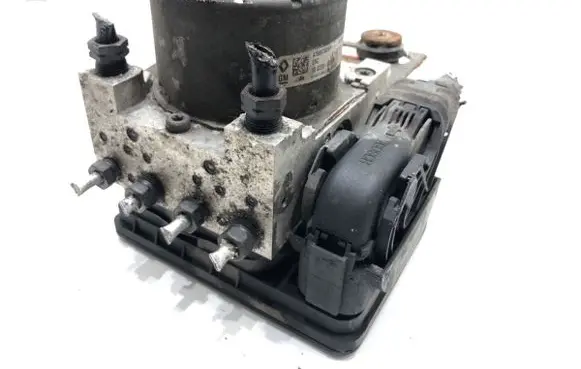 Renault Trafic III (X82) ABS Pump 476607609R