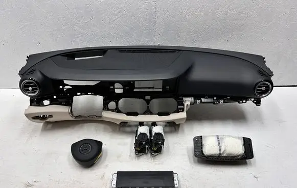 Mercedes-Benz E W213 Dashboard