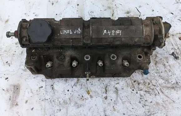 Volvo 440 Engine head 