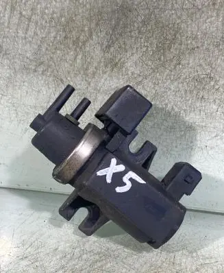 BMW X5 E53 Turbo solenoid valve 72279600 2247906