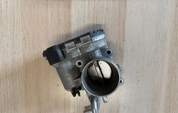 Hyundai i20 (BC3 BI3) Throttle valve 3510004200