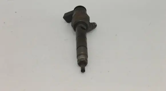 BMW 2 F22 F23 Fuel injector 7798446