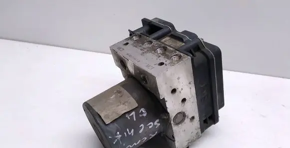 Renault Scenic II - Grand scenic II ABS Pump 8200344607