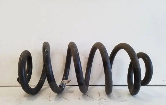 Volvo XC40 Rear coil spring 31658700