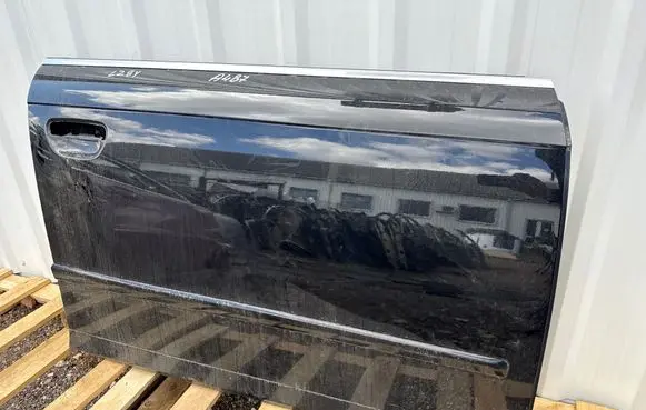 Audi A4 S4 B7 8E 8H Front door