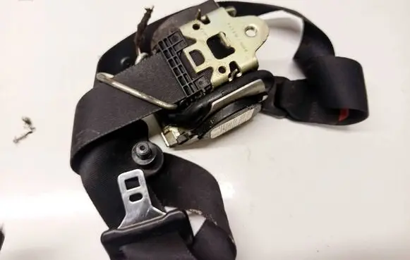 Ford S-MAX Front seatbelt 605274300