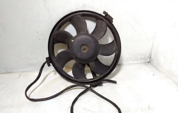 Audi A4 S4 B5 8D Radiator cooling fan shroud 8D0959455C