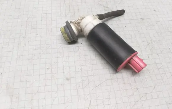 Toyota Corolla E120 E130 Windscreen/windshield washer pump