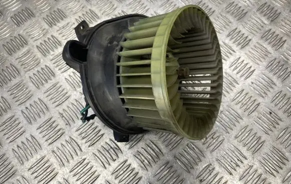 Chrysler Neon I Heater fan/blower 4644537 04644515