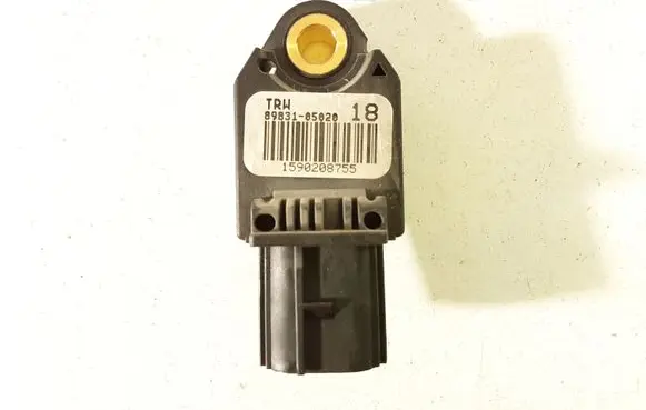 Toyota Verso Airbag deployment crash/impact sensor 8983105020