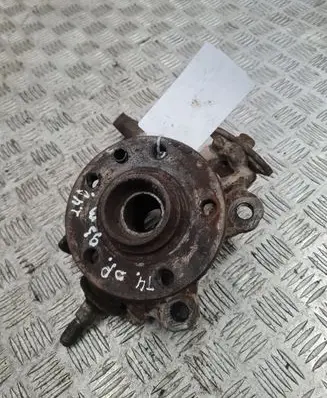 Volkswagen Transporter - Caravelle T4 Front wheel hub