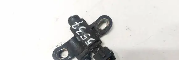 Ford Mondeo Mk III Crankshaft position sensor XS706028AC C8W0A