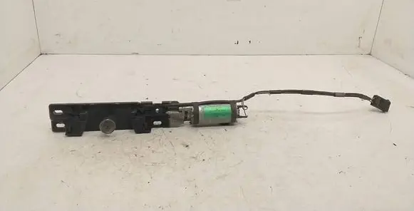 BMW 7 E38 Tailgate/trunk/boot lift motor 8352202 0390201300