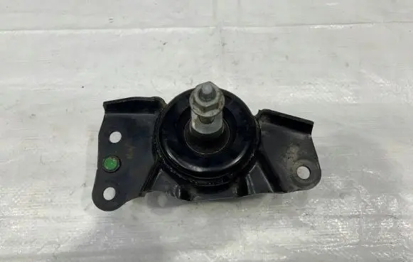 Jeep Wrangler Engine mount bracket P68284612AA