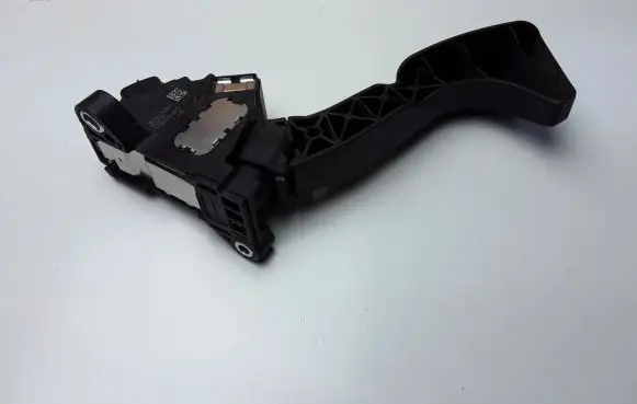 Toyota Auris E180 Accelerator throttle pedal 7811002120