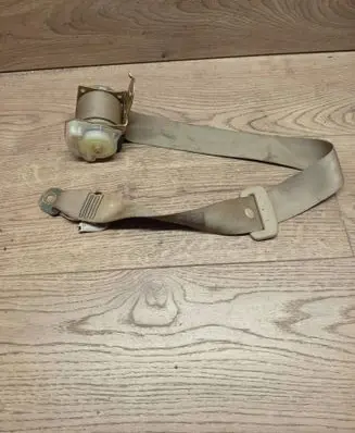 Subaru Forester SG Front seatbelt 467053 092708 7H3370