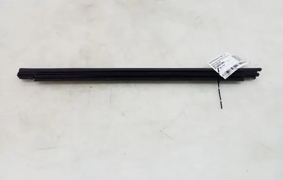 Toyota Avensis T270 Rear door card trim 6817305100