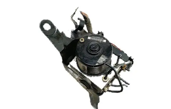 Ford Fiesta ABS Pump 2S612M110CE