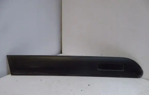 Citroen Xsara Front arch trim 9625763177