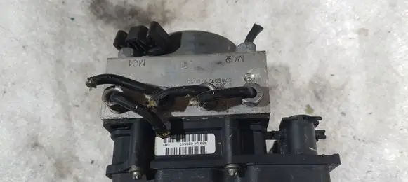 Opel Insignia A ABS Pump 13313805
