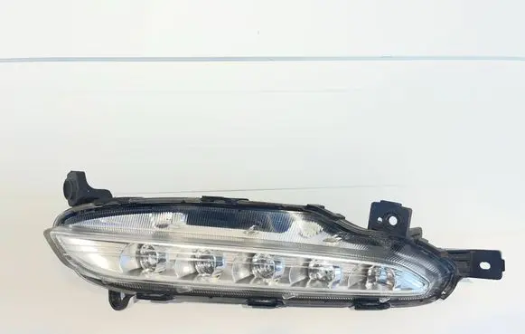 Hyundai Tucson TL Front fog light 92208-D7000