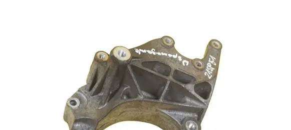 Mitsubishi Lancer VIII Engine mounting bracket 4B10