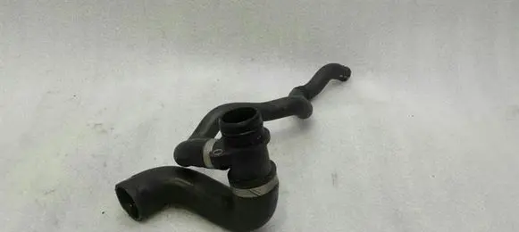 BMW 5 F10 F11 Engine coolant pipe/hose 7639998