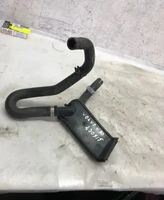 Volvo S90, V90 Engine coolant pipe/hose 31338297