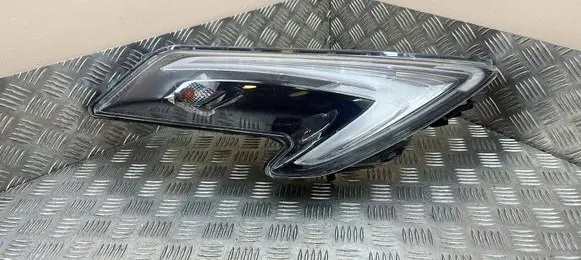 Nissan Juke I F15 LED Daytime headlight 90172703