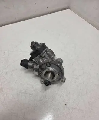 Volkswagen Golf Sportsvan Fuel injection high pressure pump 0445010538 04L130755E 10290620
