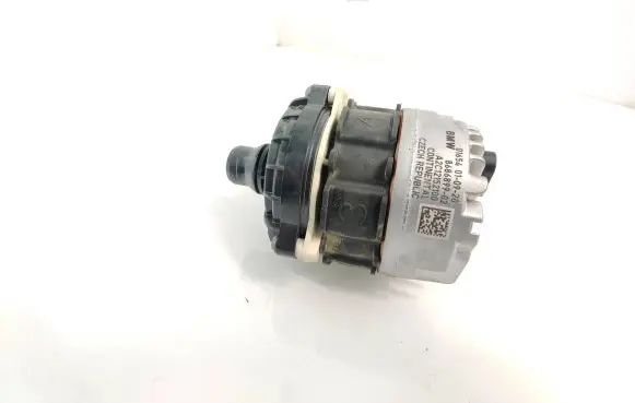 BMW 5 G30 G31 Electric auxiliary coolant/water pump 8686899 A2C12152100 01654010920