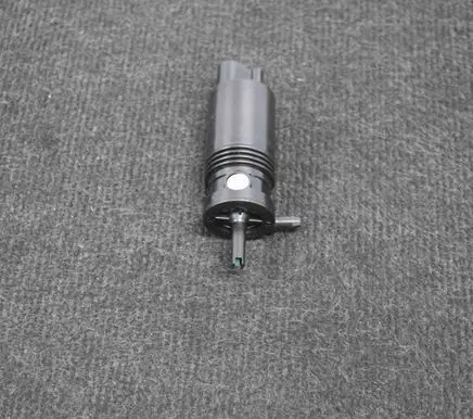 Tesla Model 3 Windscreen/windshield washer pump 101548601C