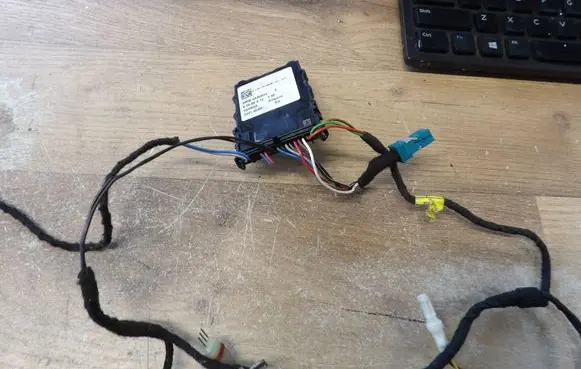 BMW 3 G20 G21 Wing mirror control module 02886512 22414048E