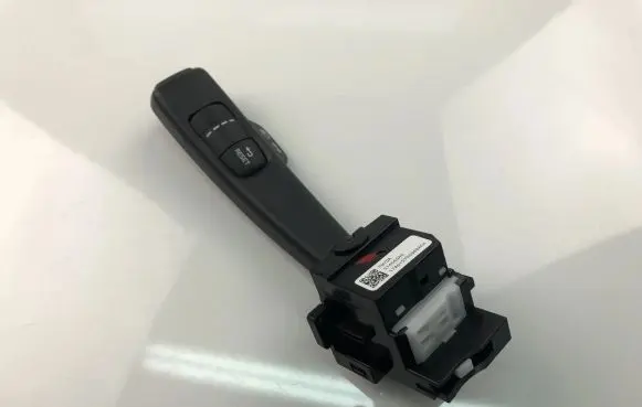 Volvo V60 Indicator stalk 31456045