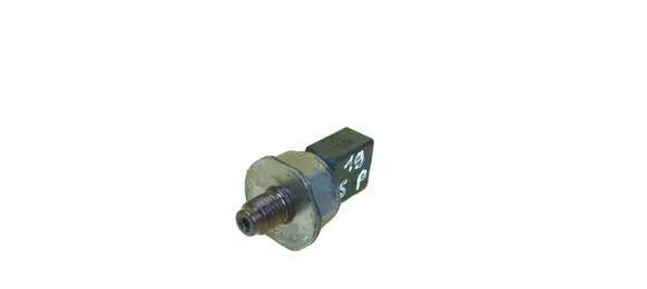 Mercedes-Benz E W212 Fuel pressure sensor 55PP2201 651924
