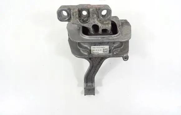 Seat Ateca Engine mount vacuum valve 5Q0