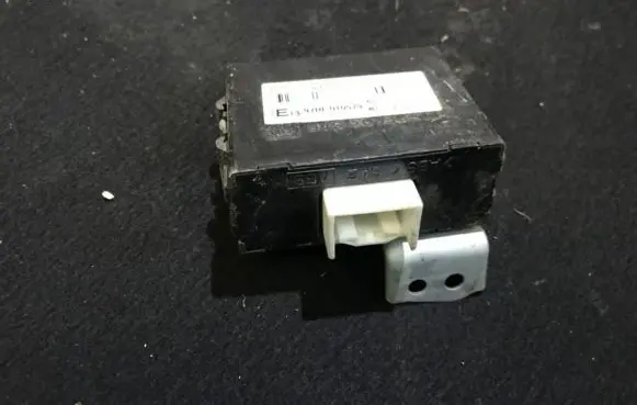 Toyota Avensis Verso Other control units/modules 8978044050 89780-44050