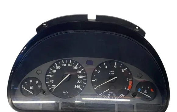 Speedometer (instrument cluster)