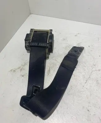 BMW 5 E39 Middle seatbelt (rear) 16398D