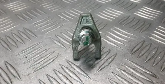 Fuel Injector clamp holder