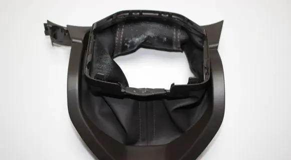 Steering wheel column trim