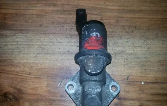 Ford Mondeo MK II Idle control valve (regulator) 95BF9F715AB
