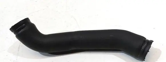 Volvo C30 Intercooler hose/pipe 6M516K863HB