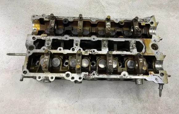 Ford C-MAX II Engine head RFBM5G6090EB