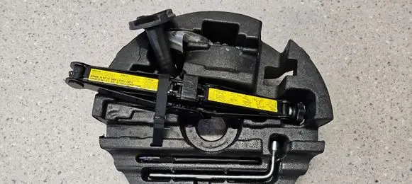 Mercedes-Benz GL X164 Tool box A1648901614 A1645800118 A2215810001